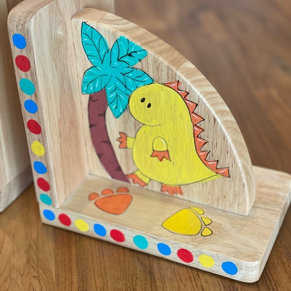 Hand Painted Bookends - Picture 3 of 8